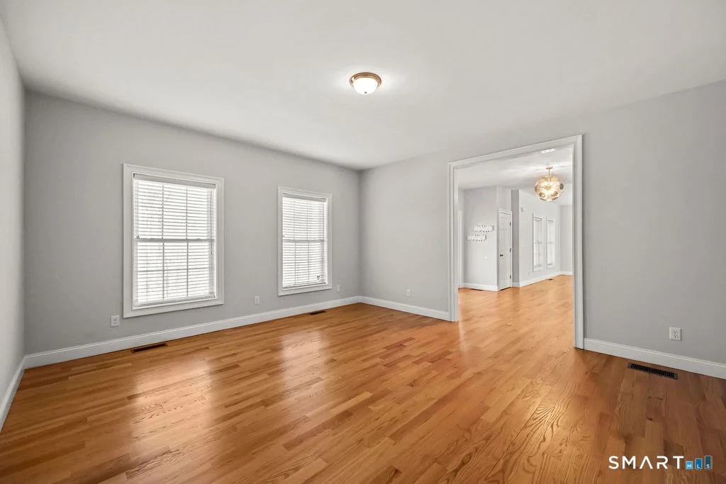 Photo of 359 Hammertown Road