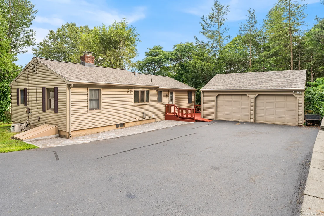 Photo of 866 Mount Vernon Road