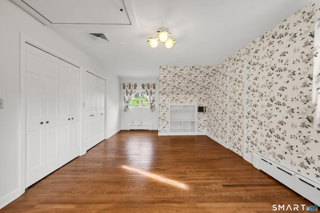 Photo of 232 Maybrook Road