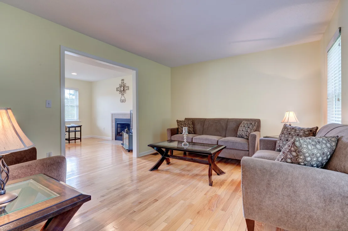 Photo of 142 Clearview Avenue