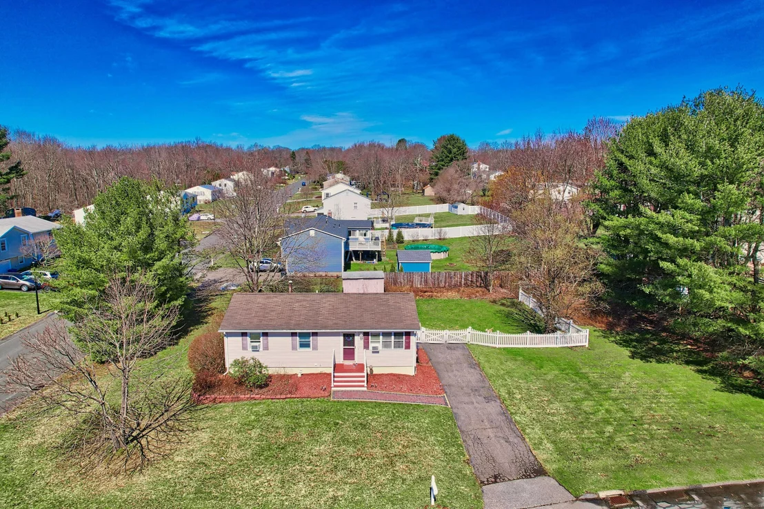 Photo of 237 Bradford Road