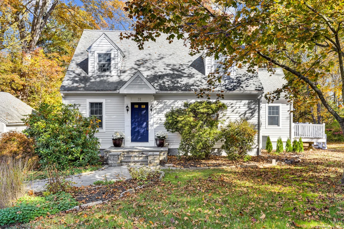 Photo of 31 Cedarhurst Lane
