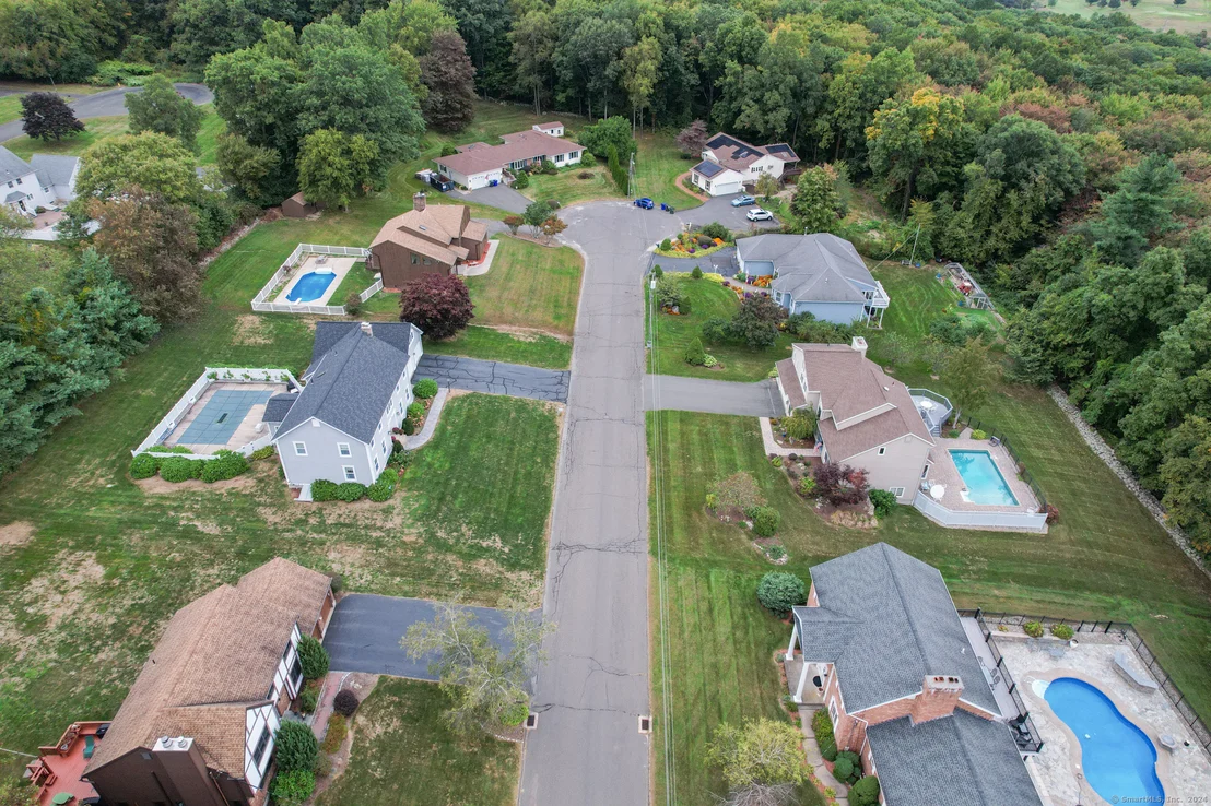 Photo of 405 Neill Drive