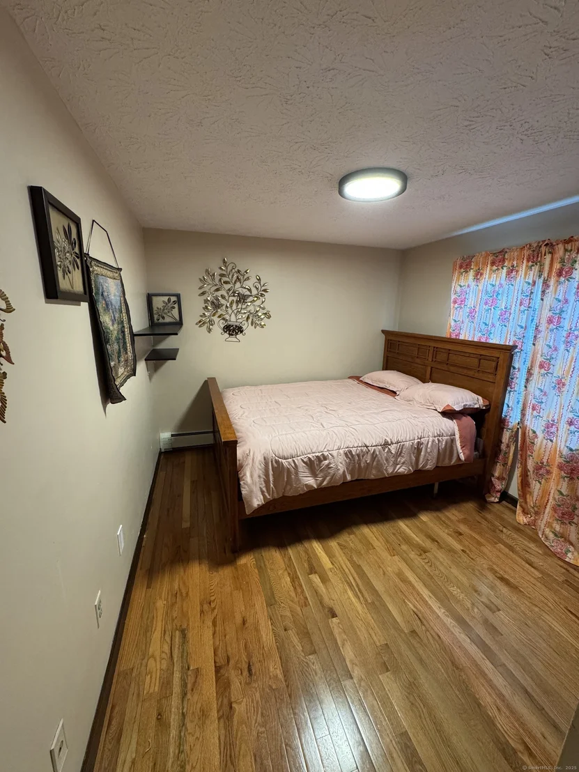 Photo of 67 Royal Oak Circle