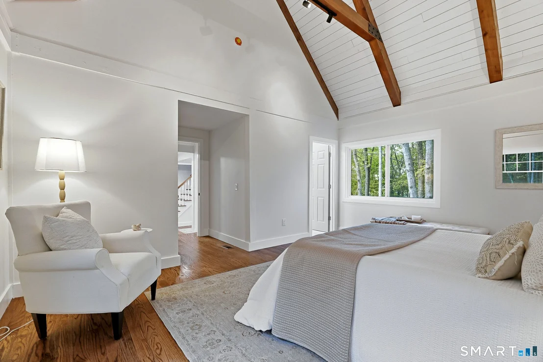 Photo of 136 Goose Hill Road