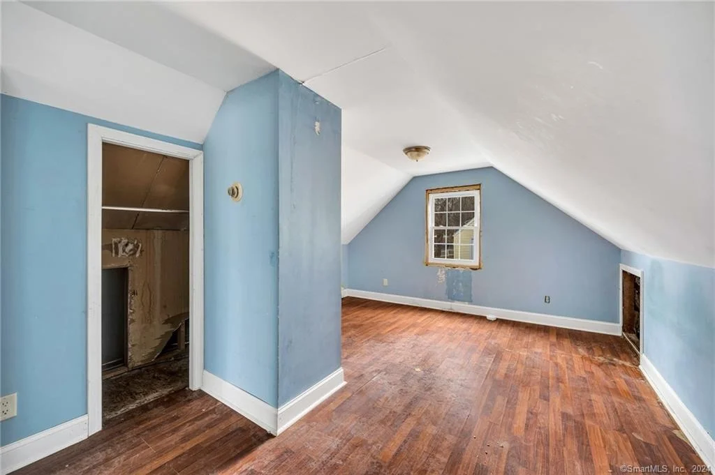 Photo of 402 Long Hill Road