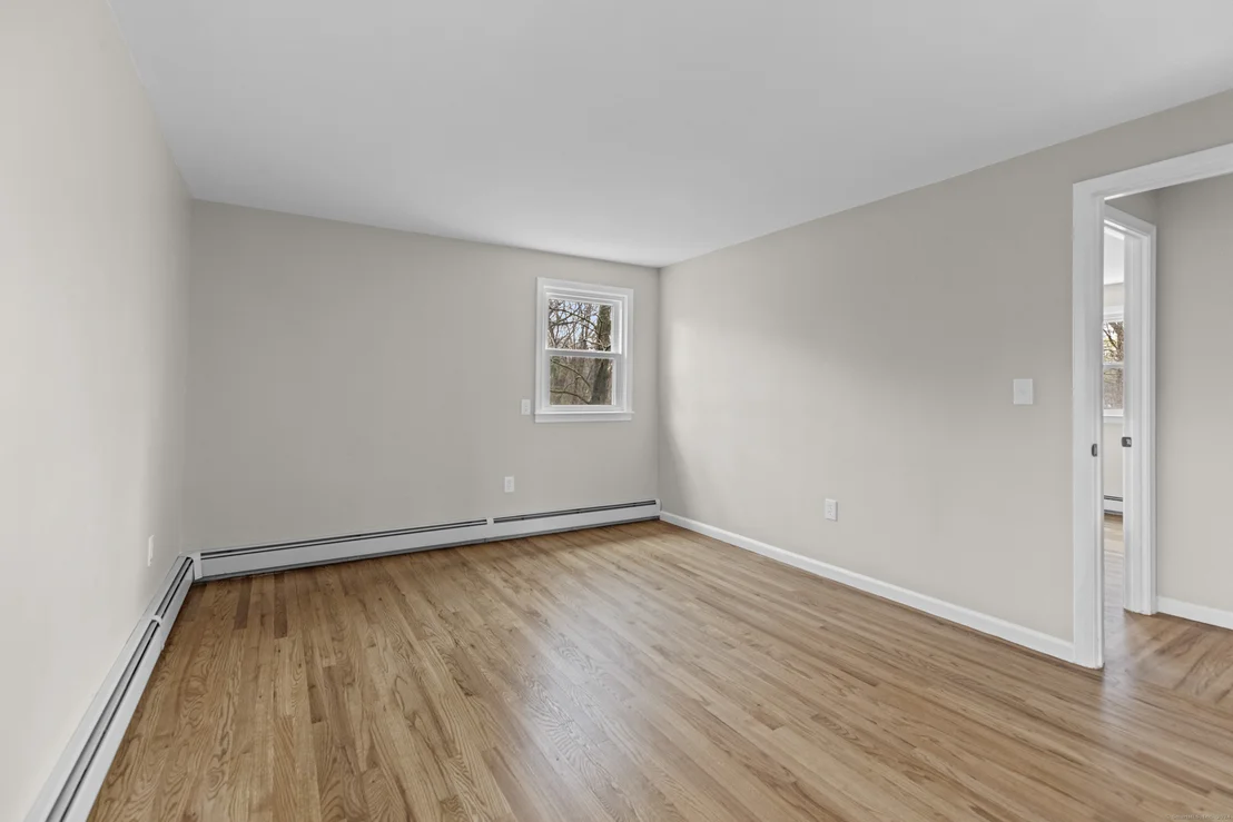 Photo of 35 Hampton Lane