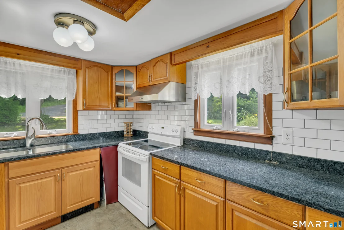 Photo of 51 Lakeview Drive