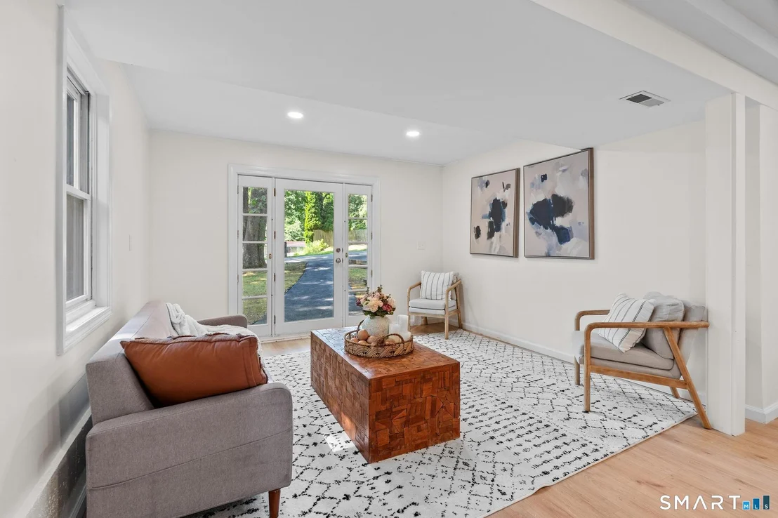 Photo of 17 Ireland Drive