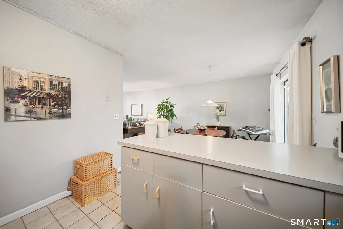 Photo of Unit 13C at 925 Oronoke Road