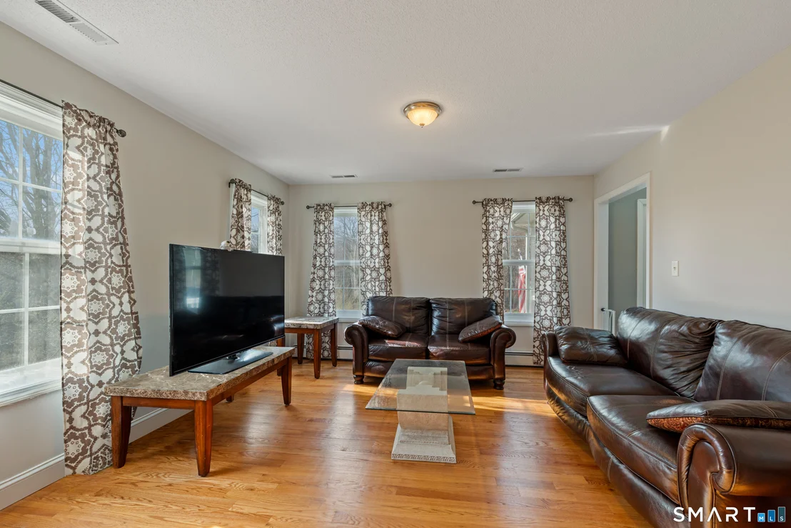 Photo of 453 Burlington Road