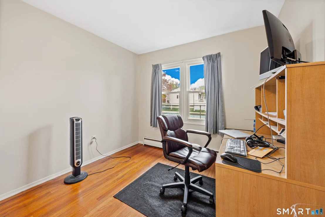 Photo of 44 Beacon Manor Road