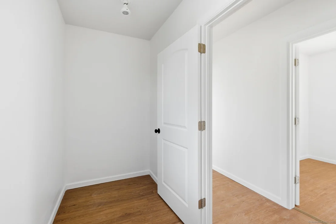 Photo of 18 Pautipaug Hill Road