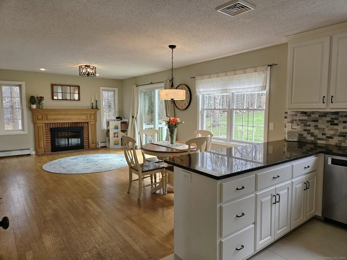 Photo of 28 Heron Hill Road