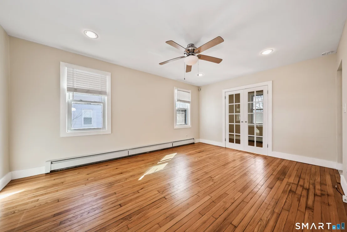 Photo of 116 Hillside Avenue