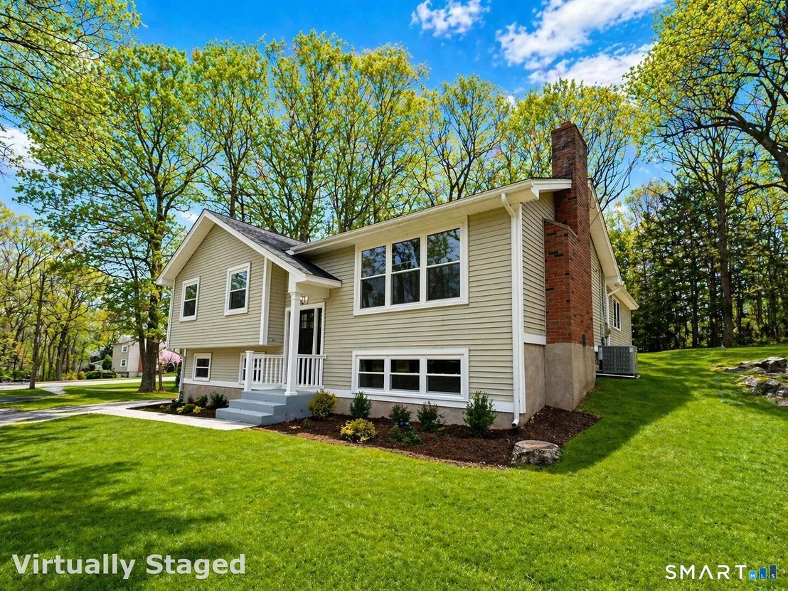 Photo of 96 Robin Circle