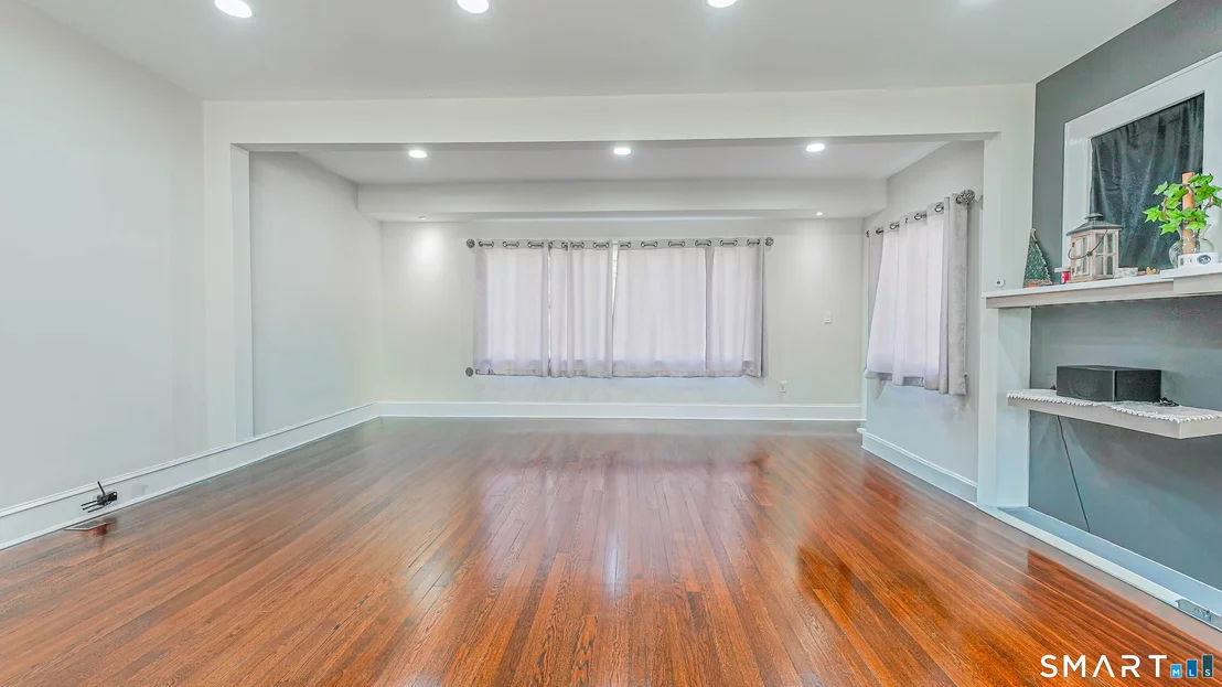Photo of 1210 Laurel Avenue