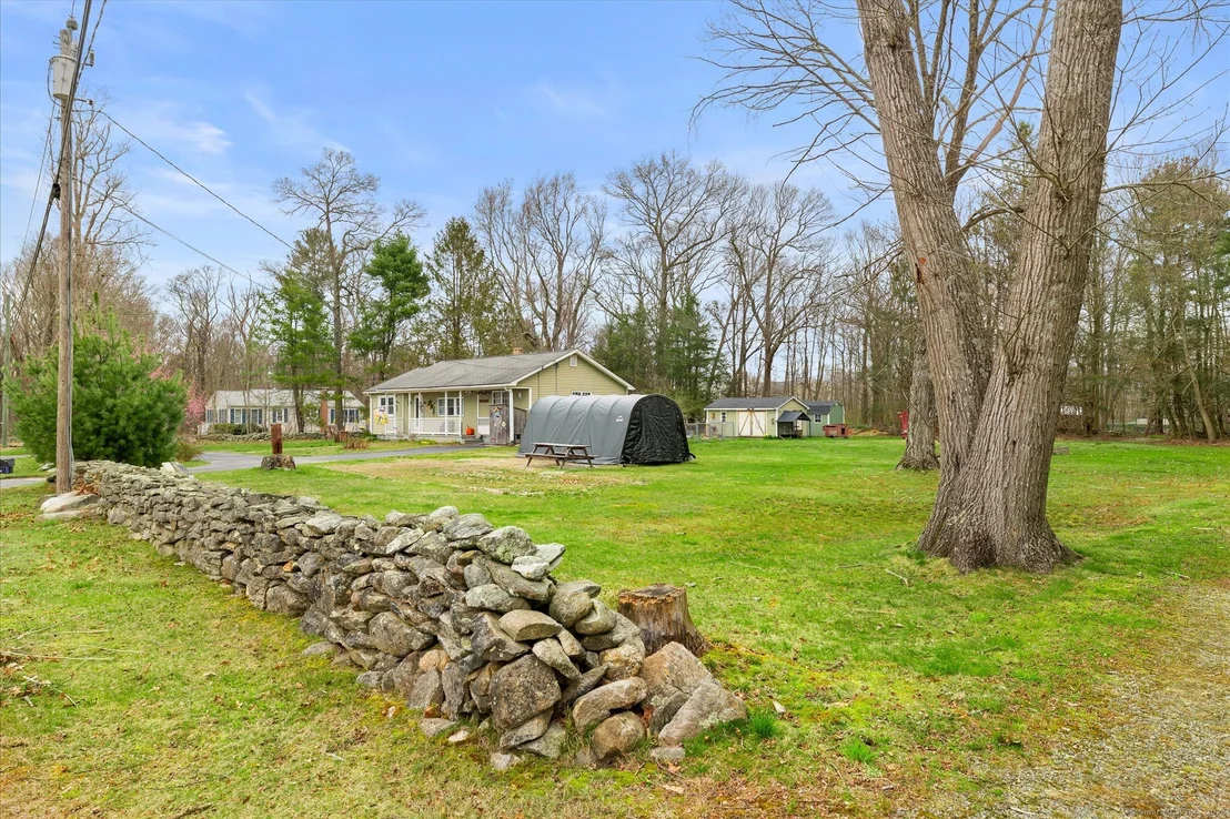 Photo of 344 Stetson Road