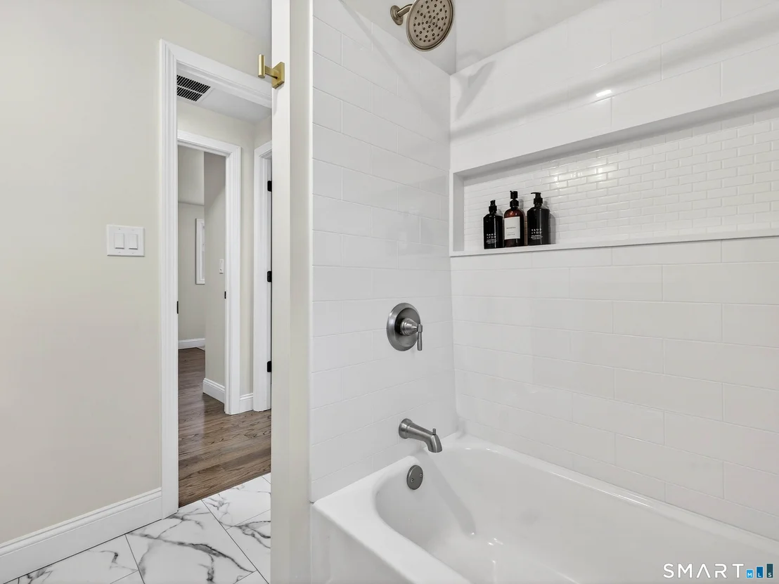 Photo of 90 Slocum Road