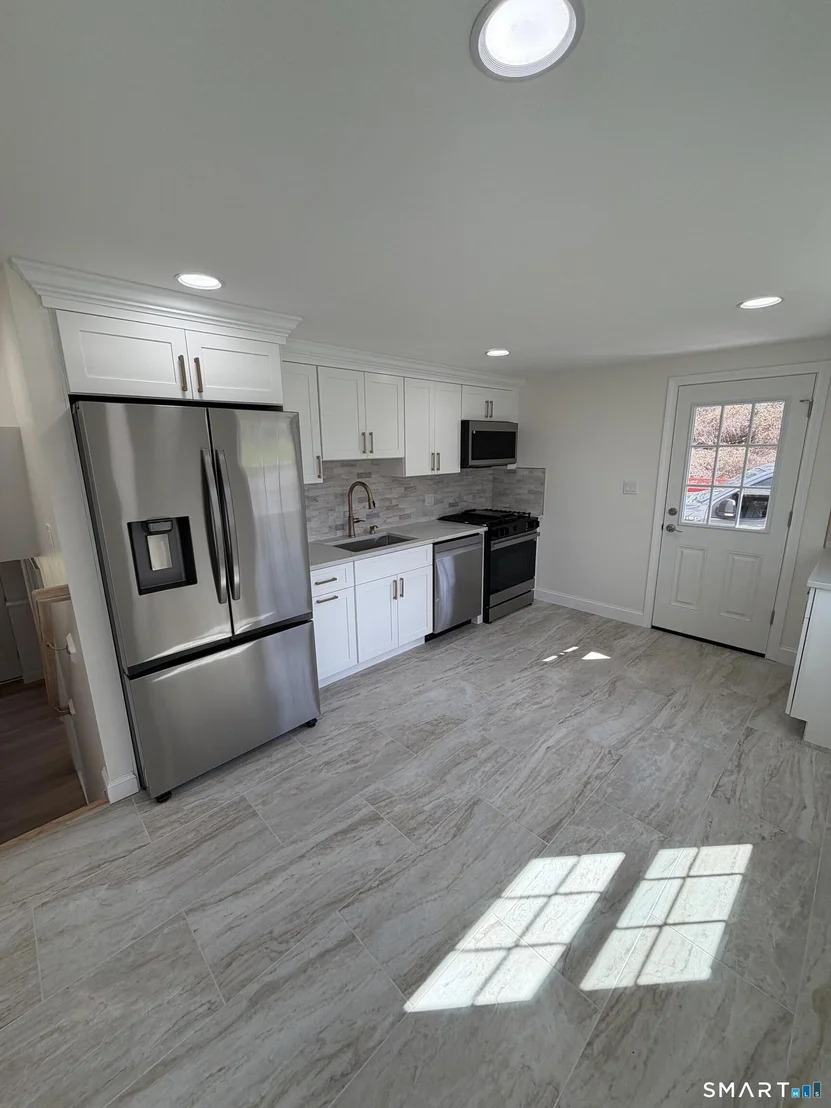 Photo of 39 Hemlock Road