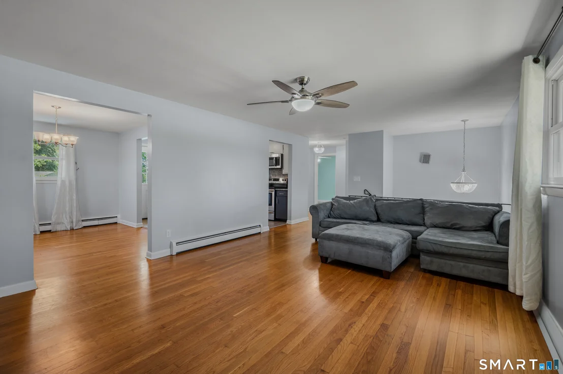 Photo of 26 Lamphere Road