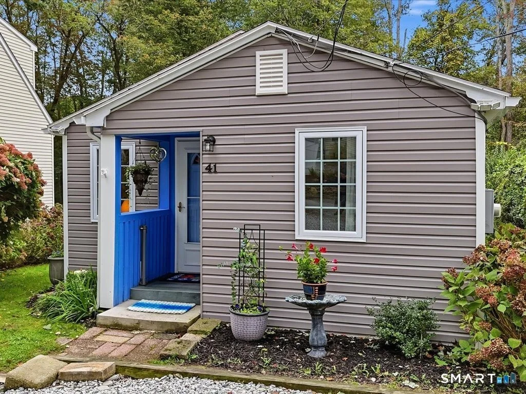 Photo of 41 Spring Glen Road