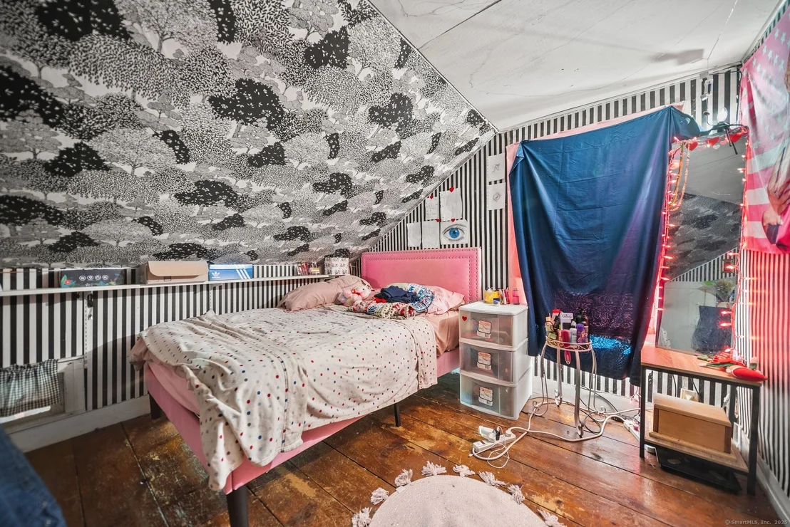 Photo of 47 8th Street