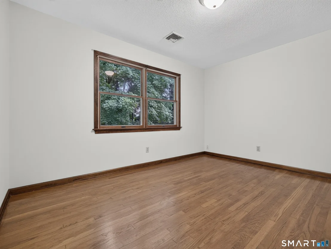 Photo of 345 Payne Drive