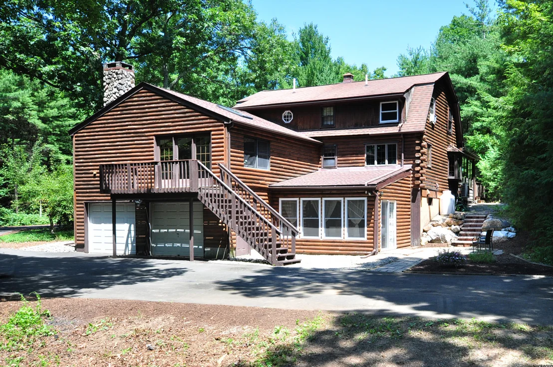 Photo of 31 Spring Glen Drive