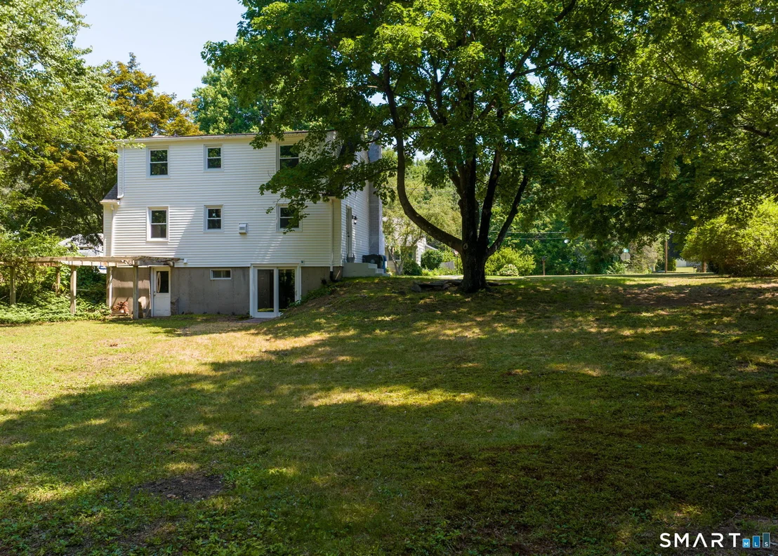 Photo of 27 Meadow Road