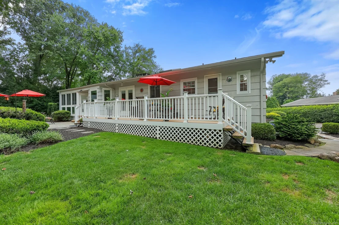 Photo of 109 Meadowcrest Drive