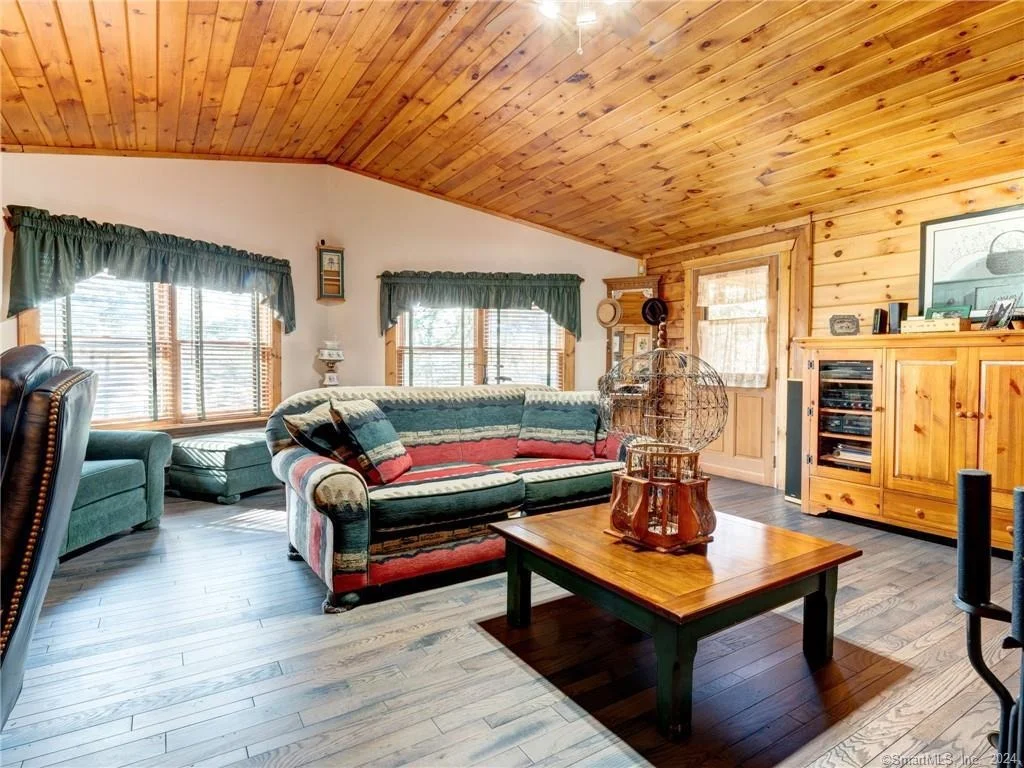 Photo of 154 Transylvania Road