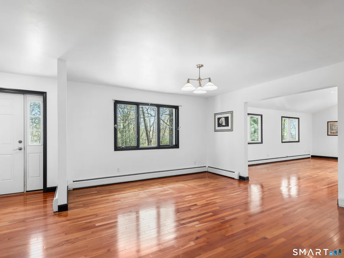 Photo of 132 Hickory Lane