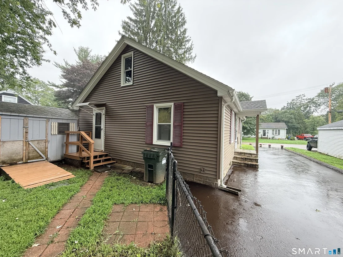 Photo of 62 Mowry Avenue