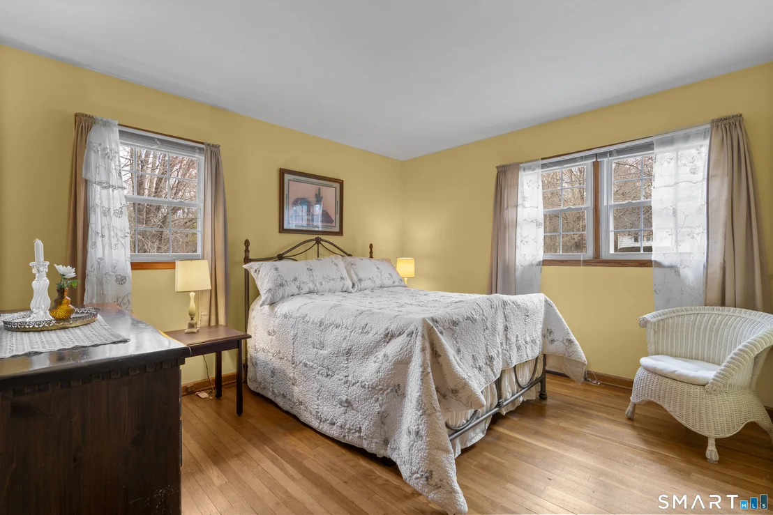 Photo of 143 Vanderpoel Avenue
