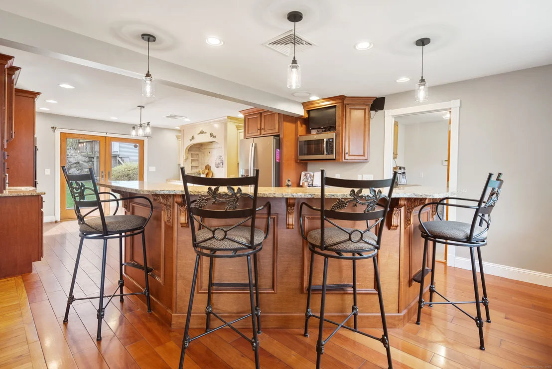 Photo of 17 Beverly Drive