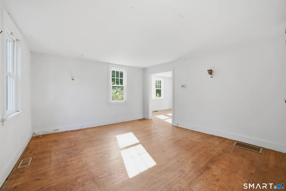 Photo of 16 Jones Lane