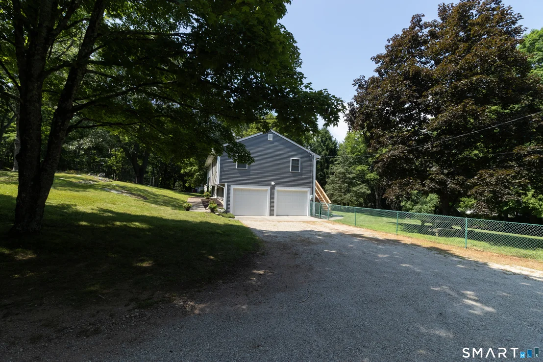 Photo of 831 Nut Plains Road