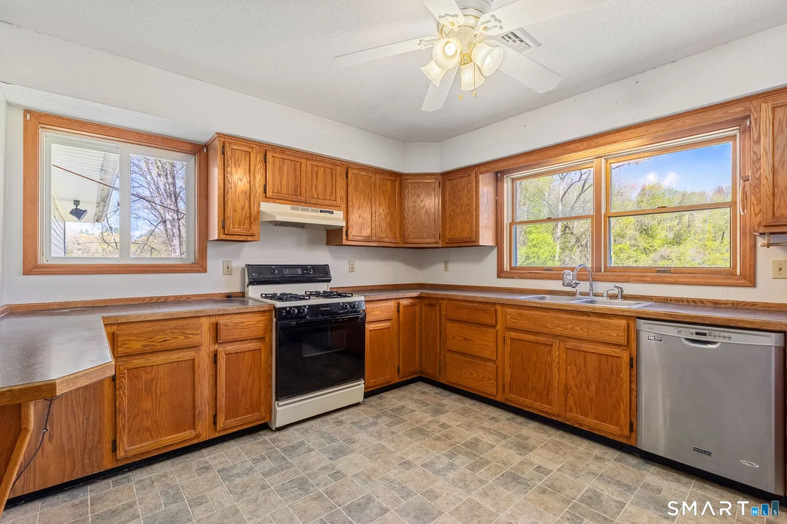 Photo of 77 Latham Road