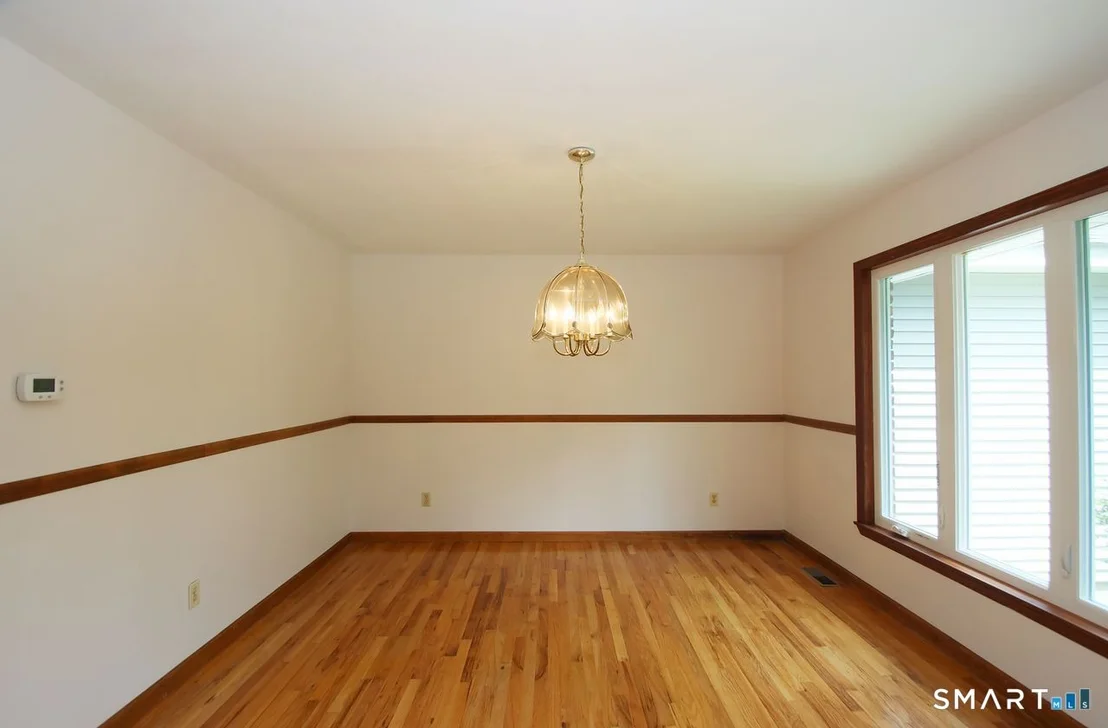Photo of 328 Saybrook Road