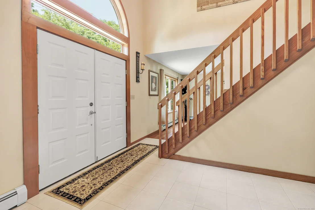 Photo of 26 Rolling Brook Lane