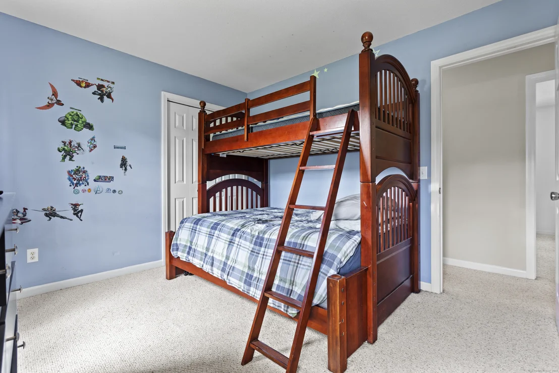 Photo of 21 Chatham Fields Road