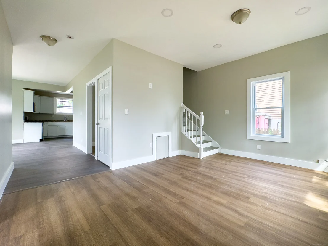 Photo of 25 4th Street