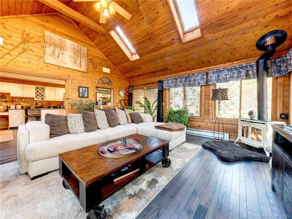 Photo of 154 Transylvania Road