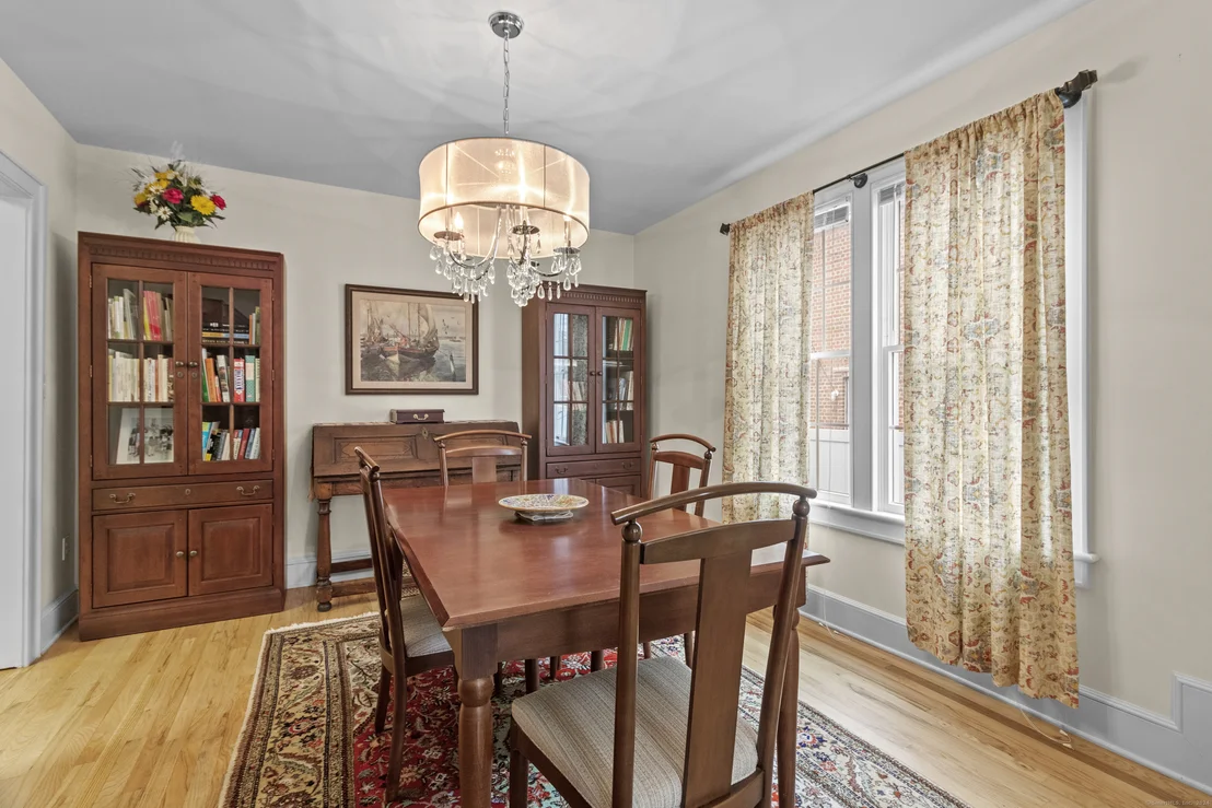 Photo of 127 Grasmere Avenue