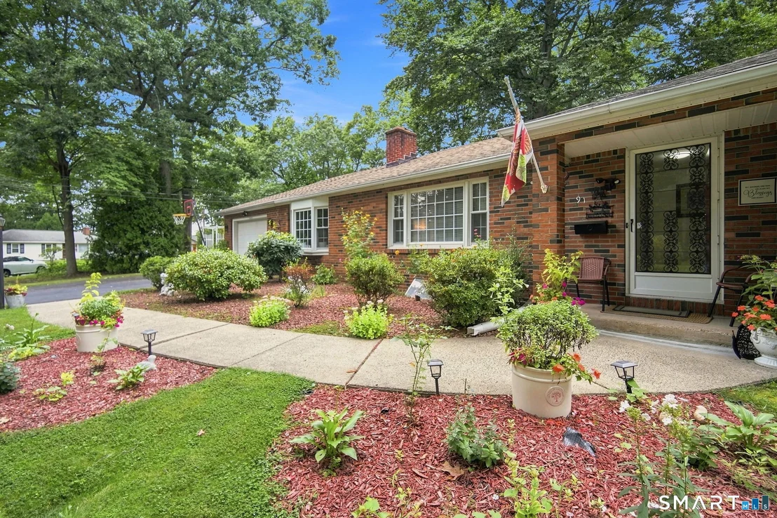 Photo of 91 Forest Drive