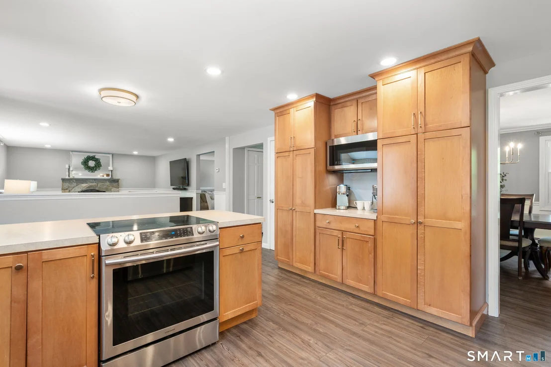 Photo of 200 Lefoll Boulevard