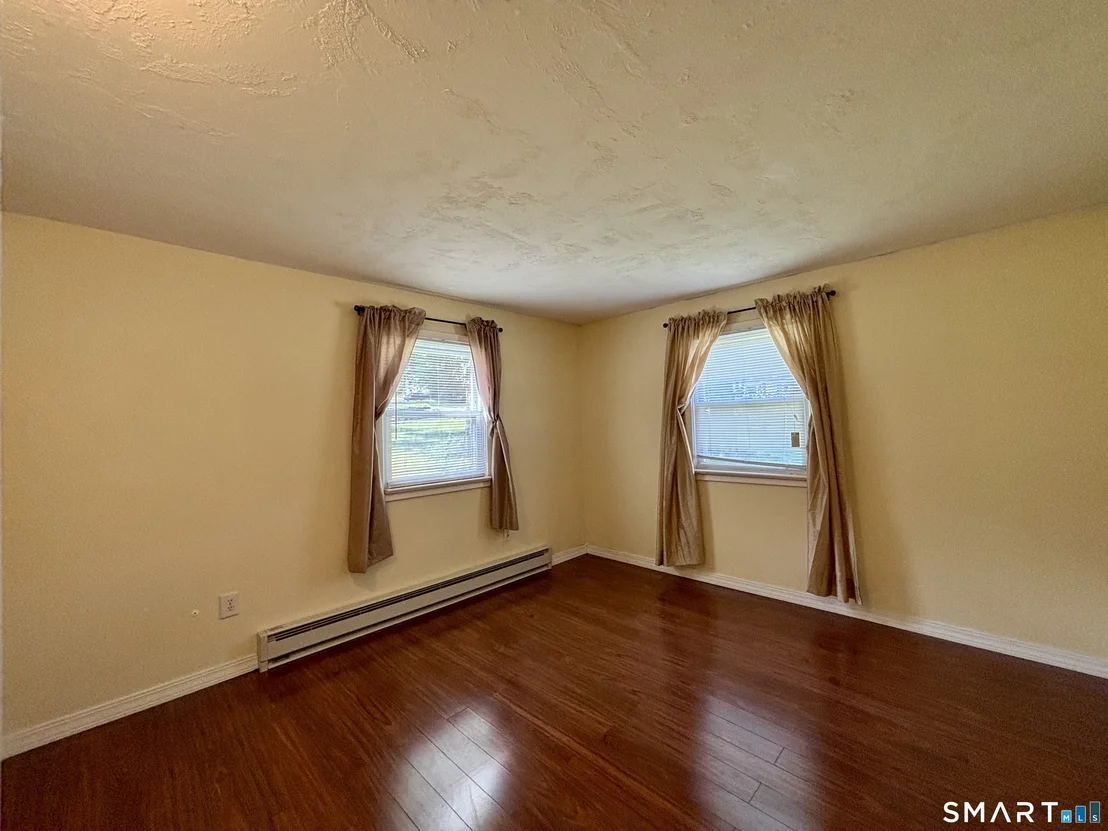 Photo of 32 Pollys Lane
