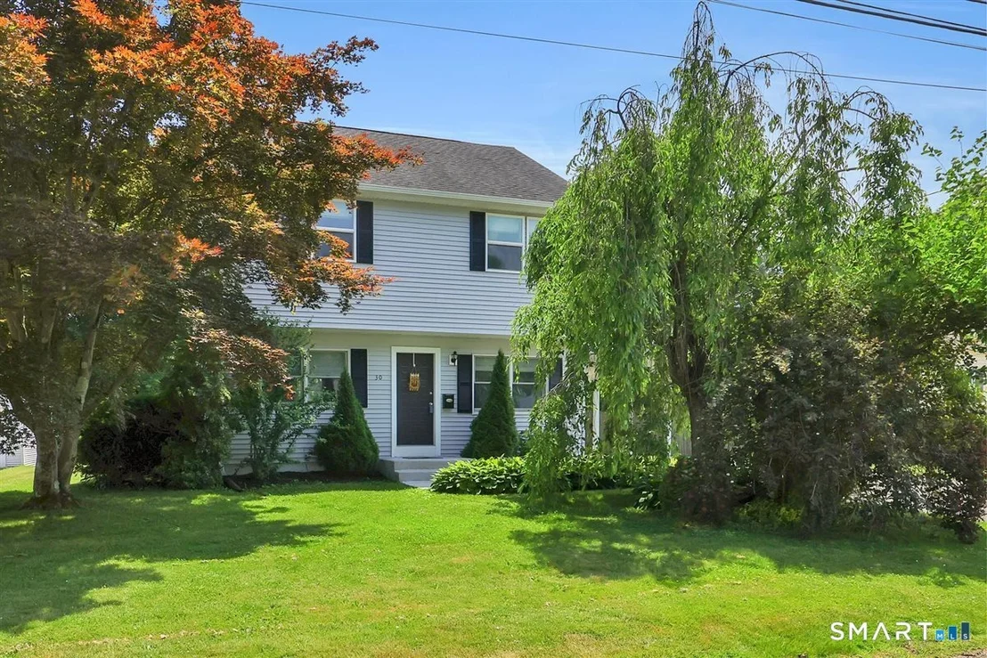 Photo of 30 Quaker Lane