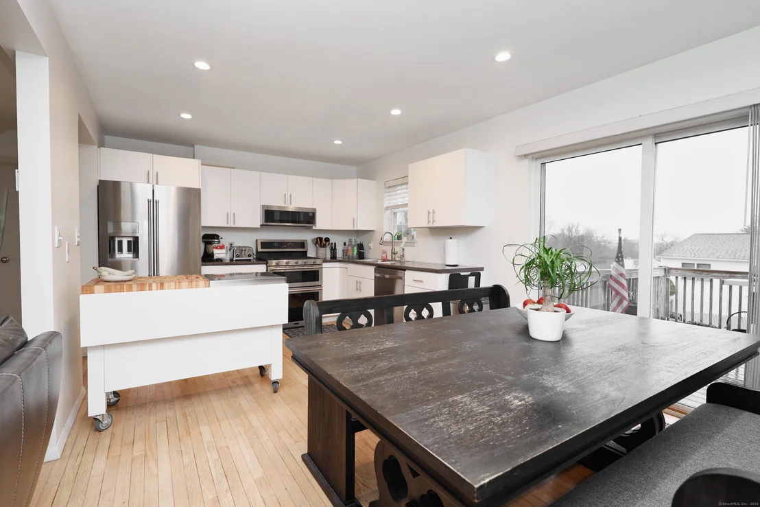 Photo of 242 Kendall Circle